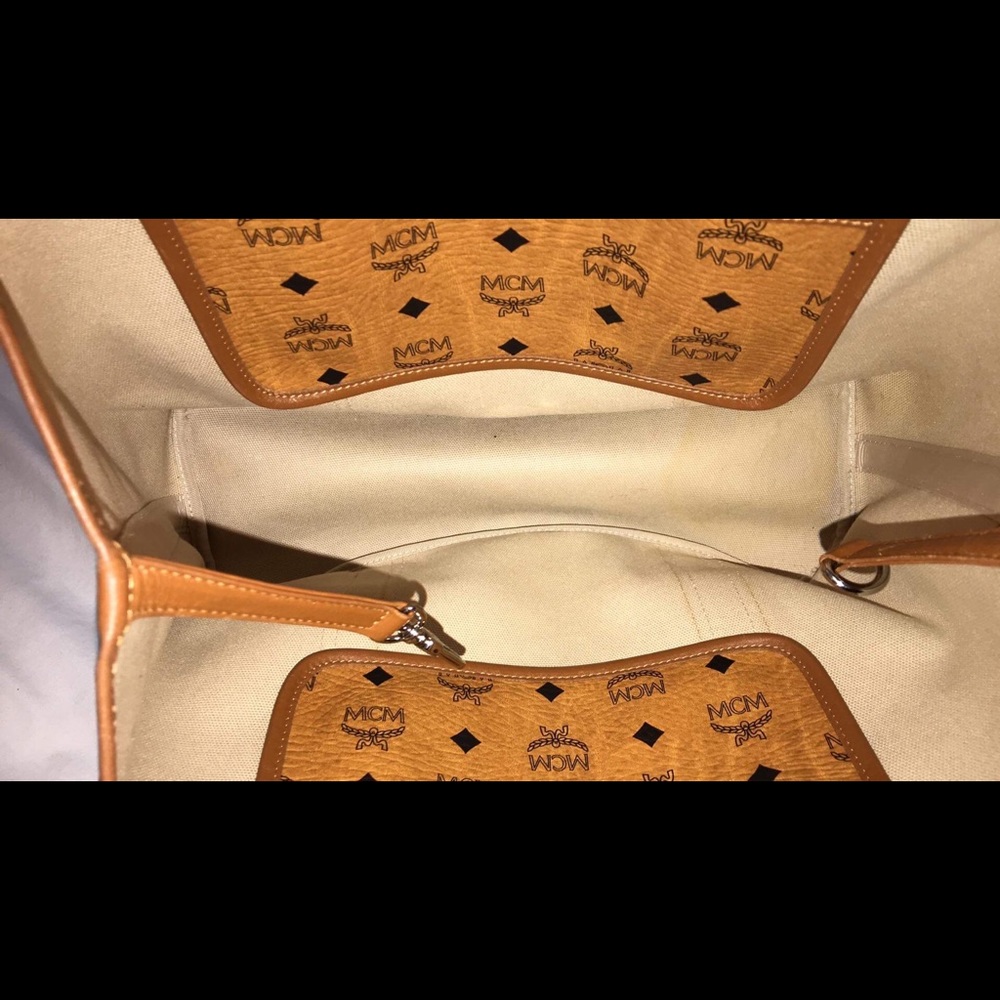 Used MCM visetos bag - Picture 8 of 9